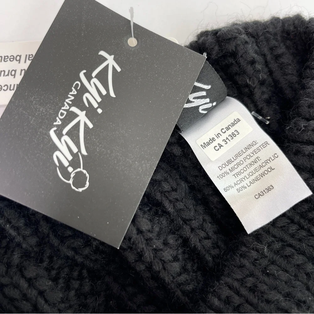 KYI KYI Cable Knit Beret With Faux Fur Pom NEW Black Beanie Hat